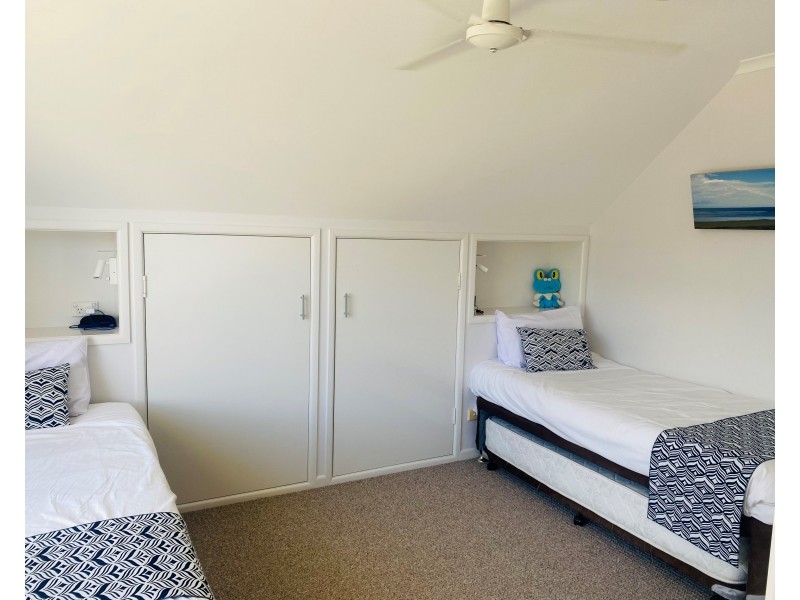 8/2-4 Double Island Drive, Rainbow Beach QLD 4581