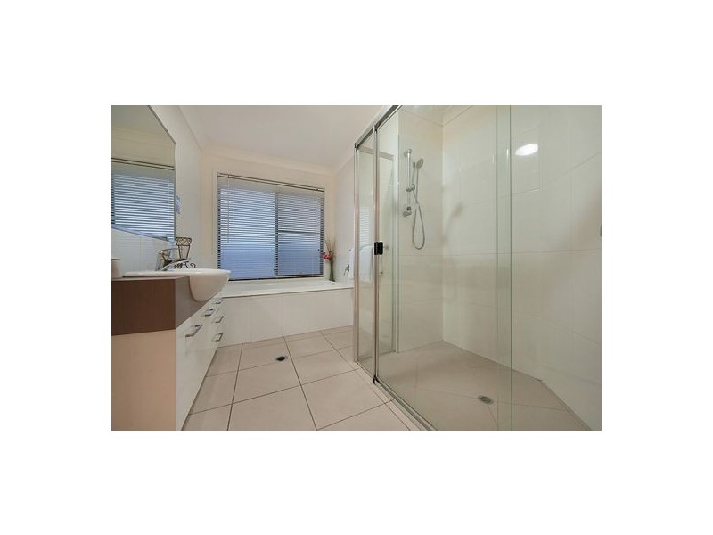 11 Rock Fig Court, Palmwoods QLD 4555