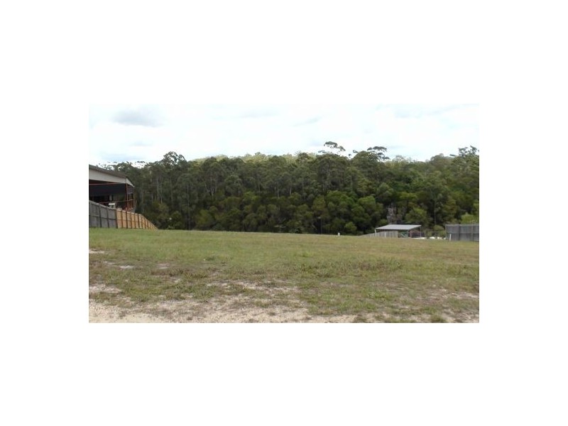 16 Songbird Drive, Pomona QLD 4568