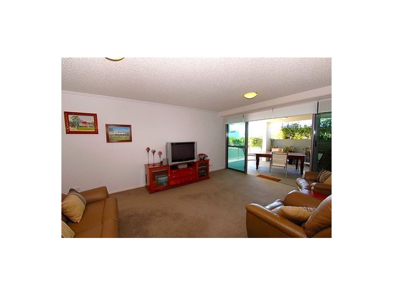 34 Queen Street “Linear”, Kings Beach QLD 4551