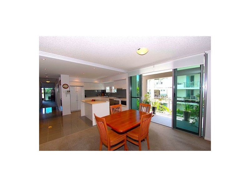 34 Queen Street “Linear”, Kings Beach QLD 4551