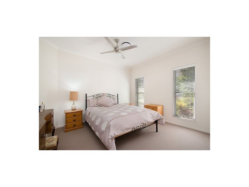5 Aland Place, Palmwoods QLD 4555