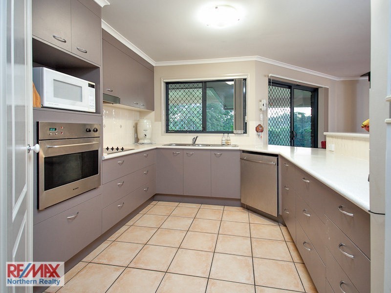 109 Commissioners Flat Road, Peachester QLD 4519