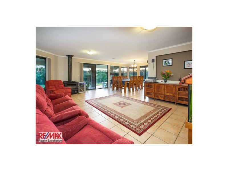 109 Commissioners Flat Road, Peachester QLD 4519