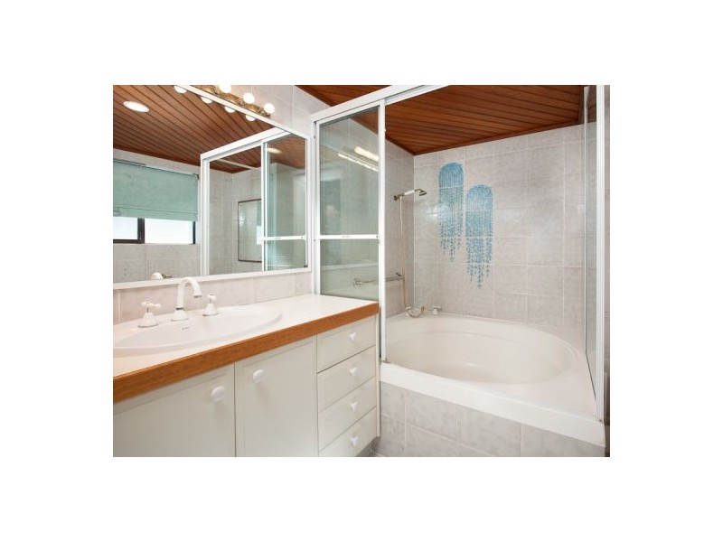 2/2a Mcilwraith Street, Moffat Beach QLD 4551