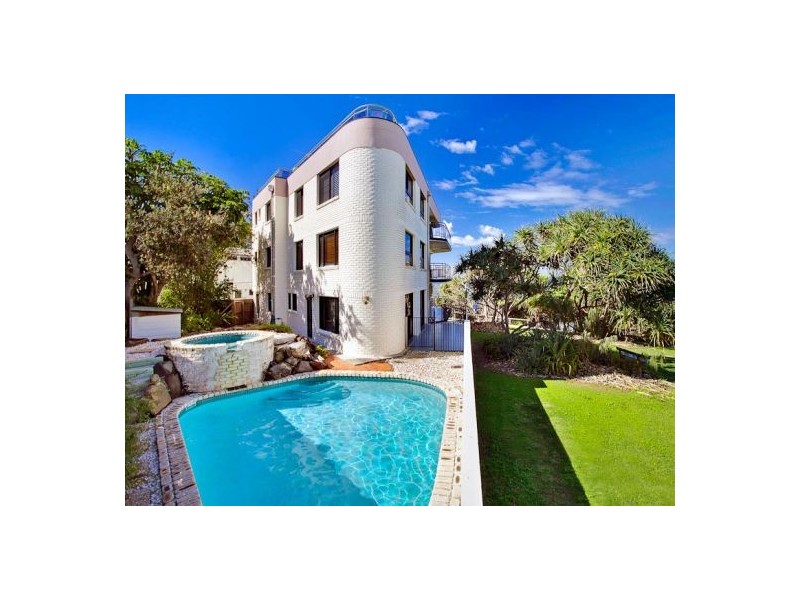 2/2a Mcilwraith Street, Moffat Beach QLD 4551