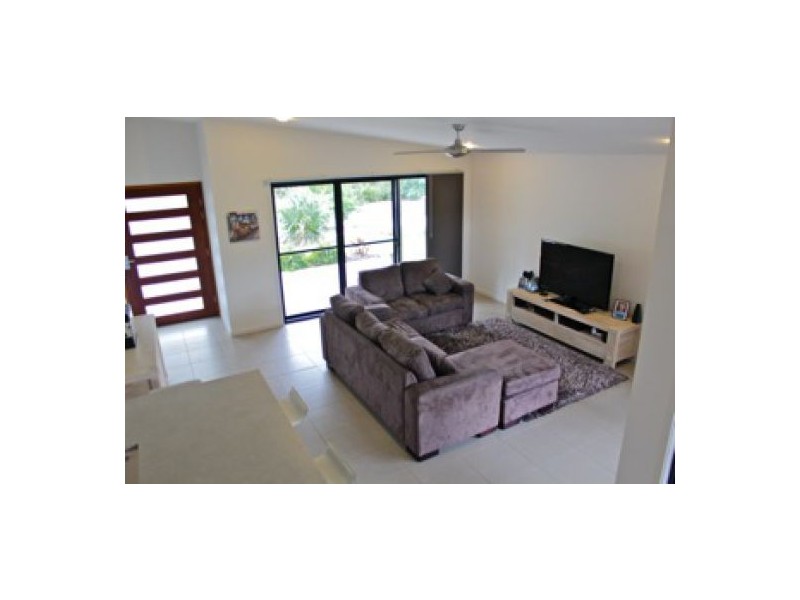 15 Forest Grove Crescent, Sippy Downs QLD 4556