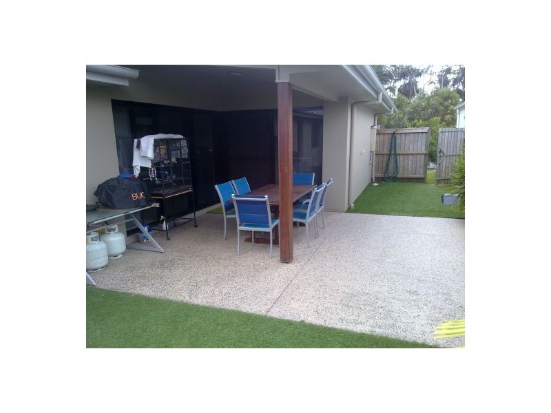 15 Forest Grove Crescent, Sippy Downs QLD 4556