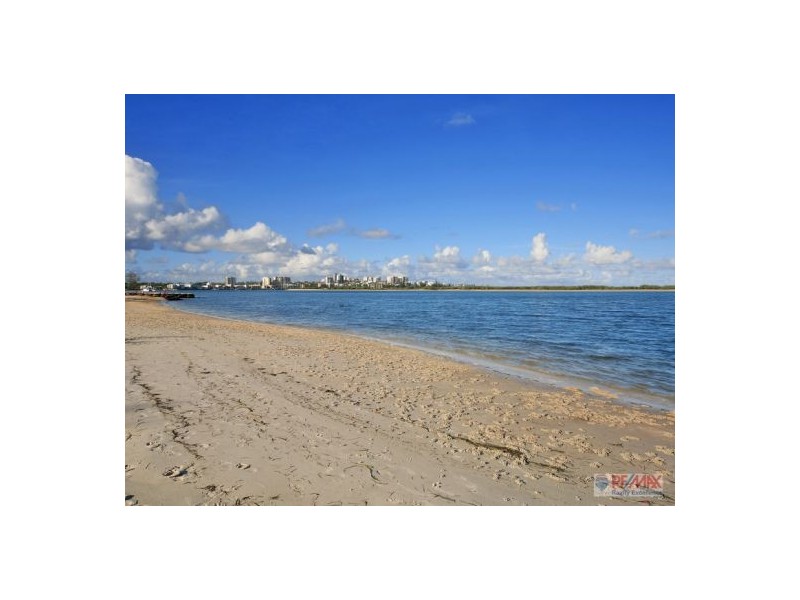 2/26 Maryann St, Golden Beach QLD 4551