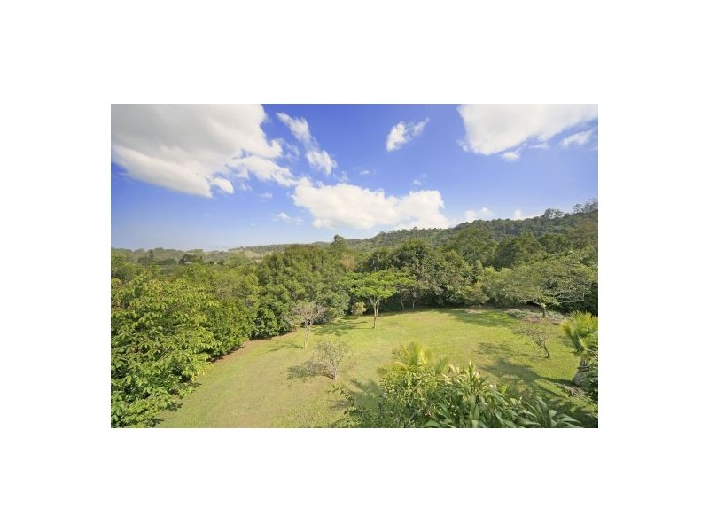 813 Hunchy Road, Hunchy QLD 4555