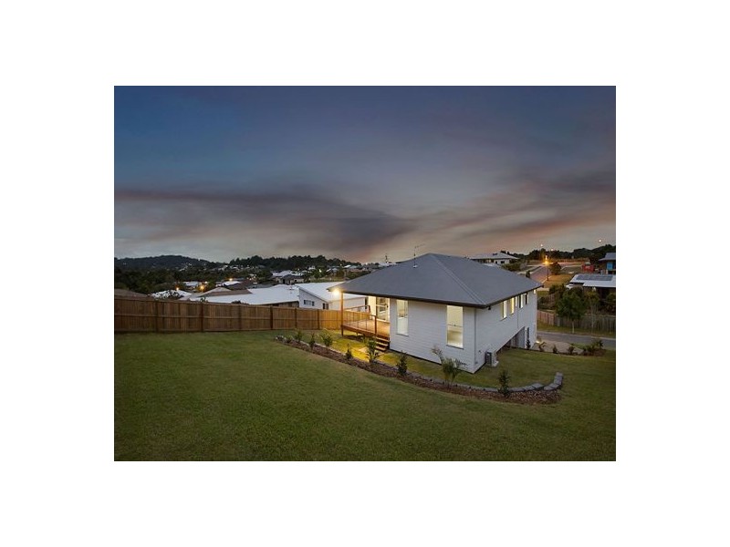 66 Robertson Drive, Burnside QLD 4560