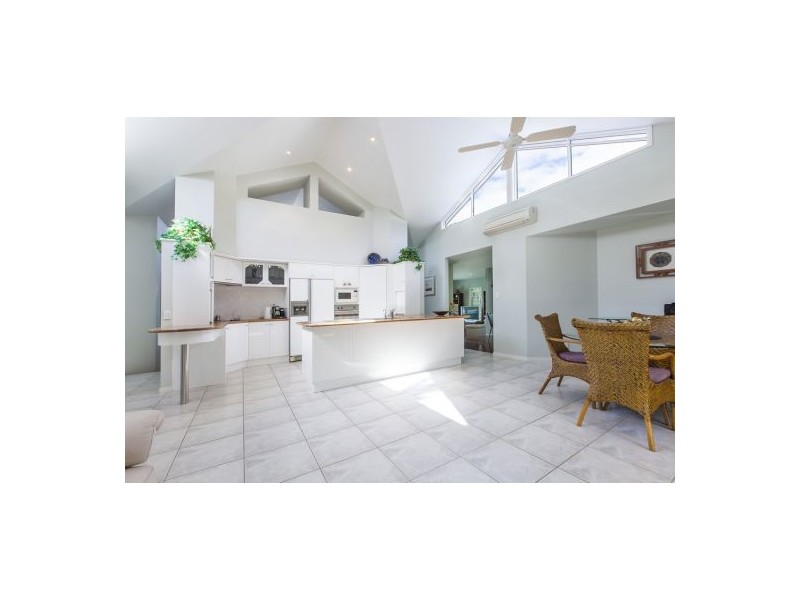 18 Whitehaven Drive, Buderim QLD 4556