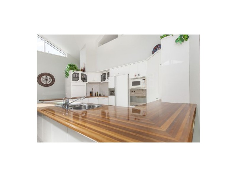 18 Whitehaven Drive, Buderim QLD 4556