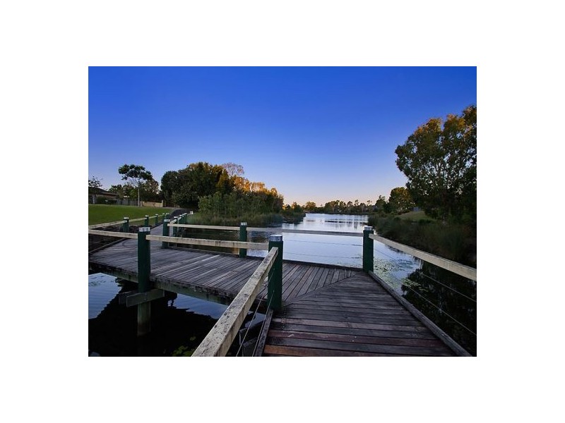 26 Northlake Crescent, Sippy Downs QLD 4556