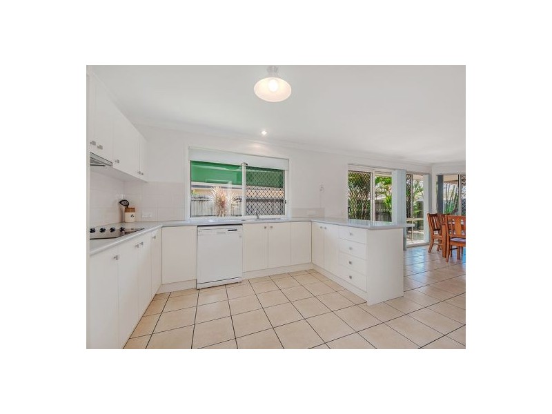 524 Nicklin Way, Wurtulla QLD 4575