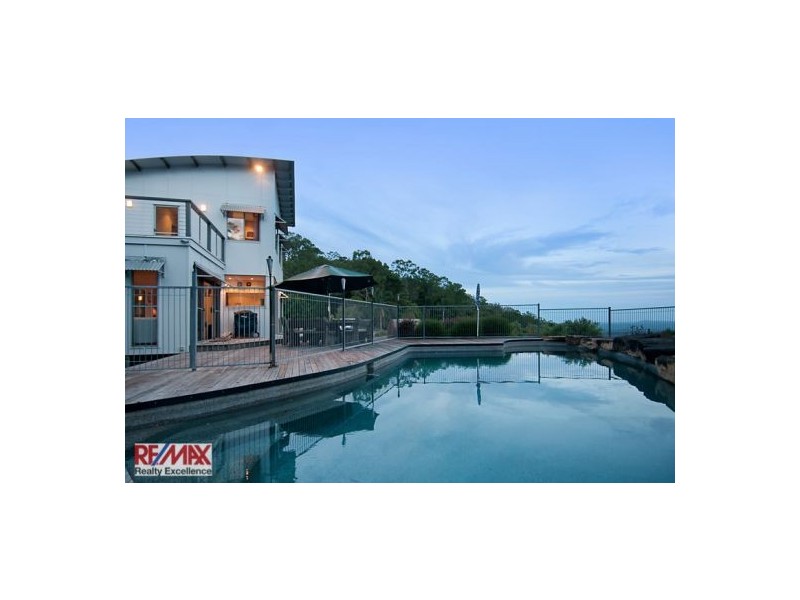 182 Thompson Road, Towen Mountain QLD 4560