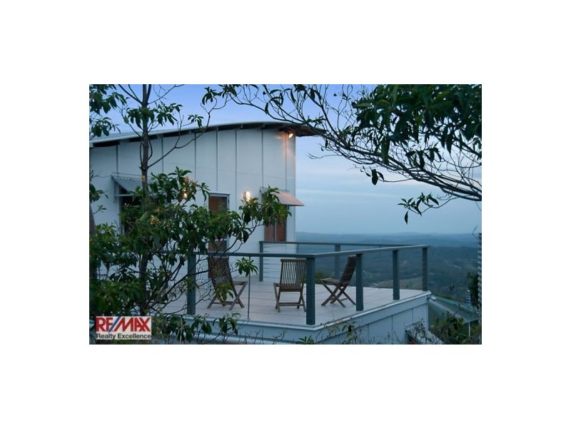182 Thompson Road, Towen Mountain QLD 4560