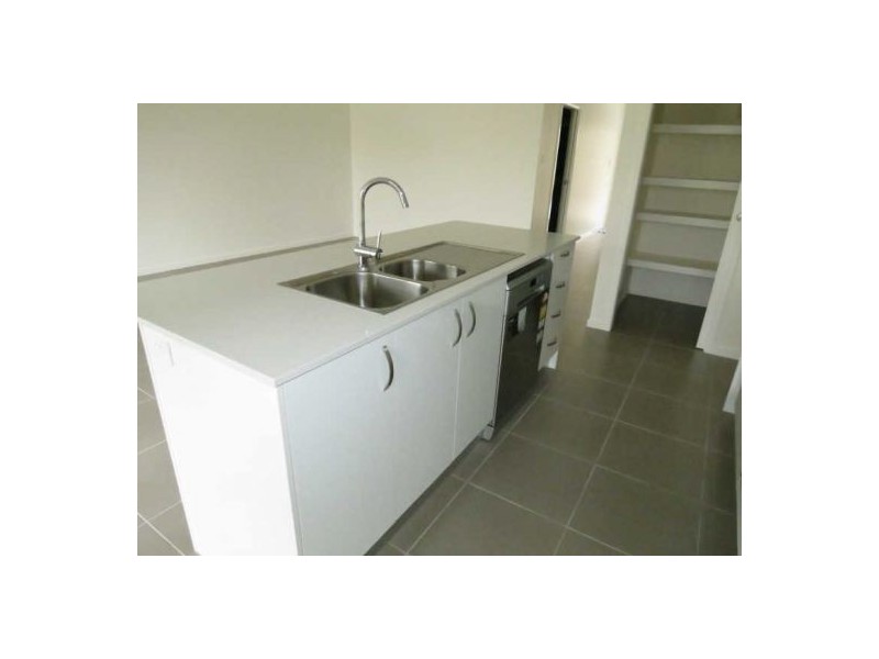 5/5 Sea Vista Boulevarde, Meridan Plains QLD 4551