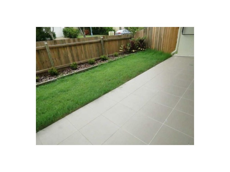 5/5 Sea Vista Boulevarde, Meridan Plains QLD 4551