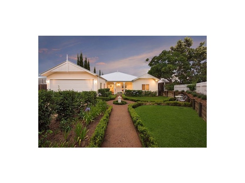 7 Rock Fig Court, Palmwoods QLD 4555
