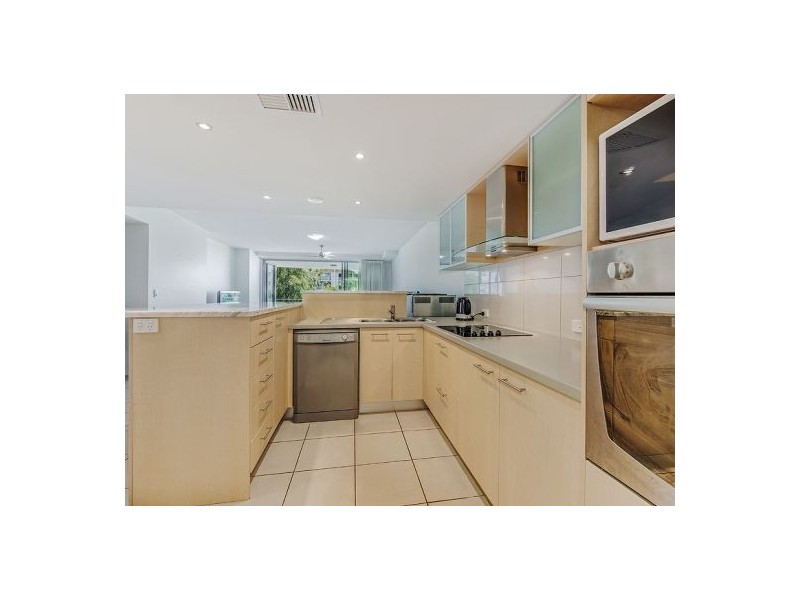 U17 / 51 Grand Parade, Kawana Island QLD 4575