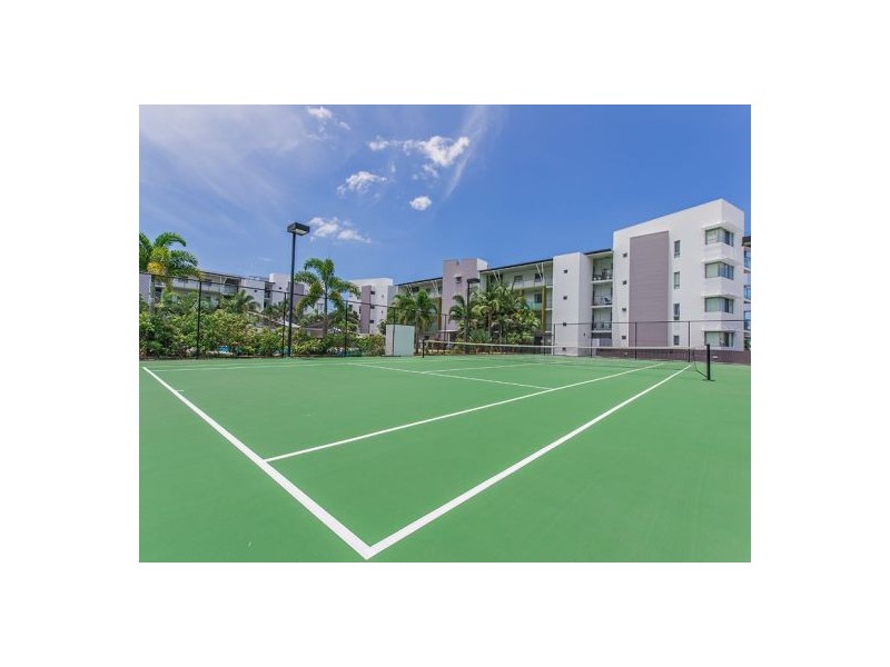 U17 / 51 Grand Parade, Kawana Island QLD 4575