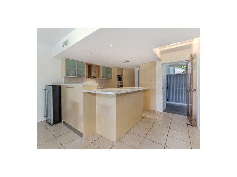 U17 / 51 Grand Parade, Kawana Island QLD 4575