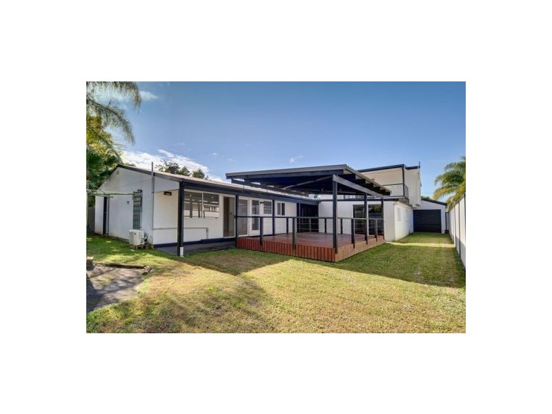 4 Narranda Place, Mountain Creek QLD 4557