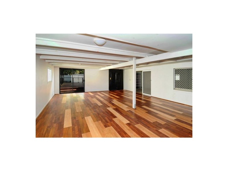 4 Narranda Place, Mountain Creek QLD 4557