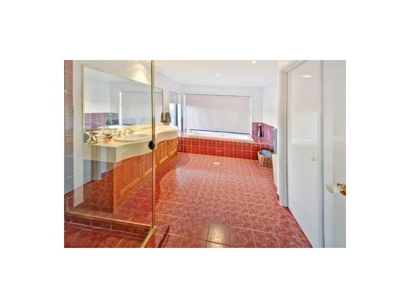 28 Swallow Street, Wurtulla QLD 4575