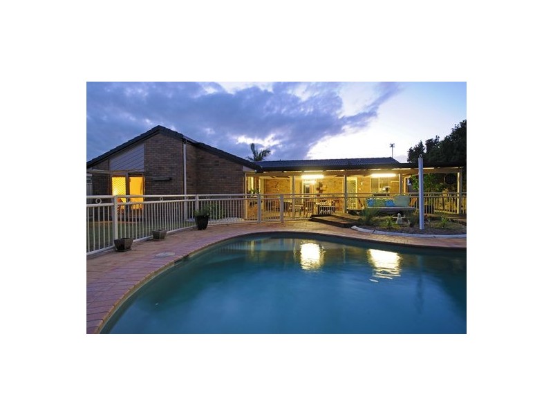 11 Helm Crescent, Wurtulla QLD 4575