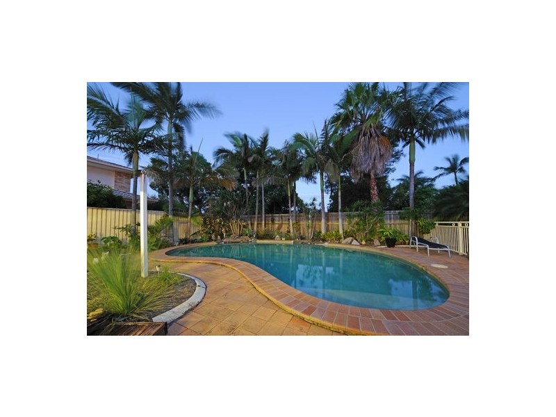 11 Helm Crescent, Wurtulla QLD 4575