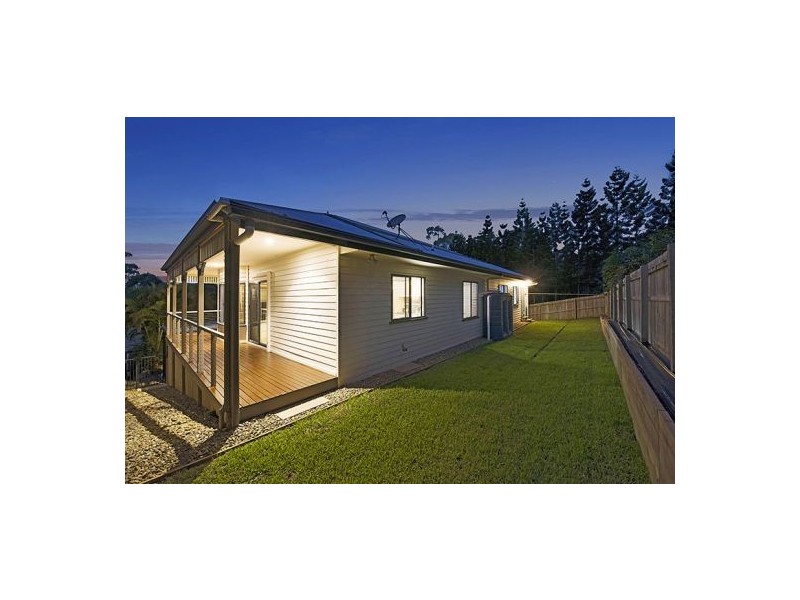 11 Crows Ash Court, Palmwoods QLD 4555