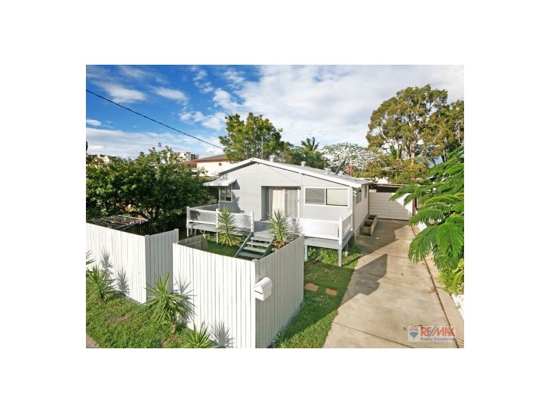 127 Landsborough Parade, Golden Beach QLD 4551
