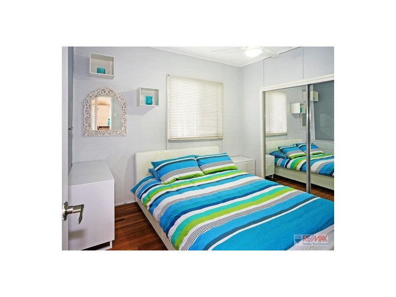 127 Landsborough Parade, Golden Beach QLD 4551