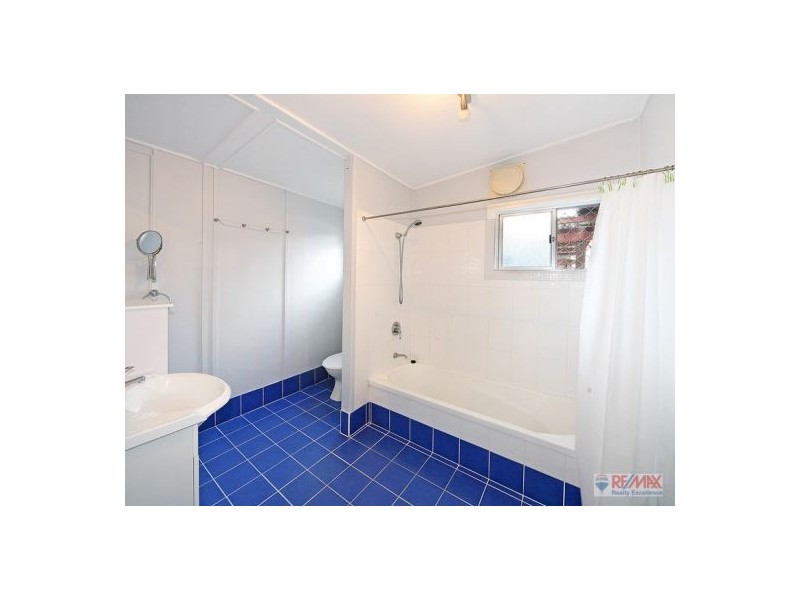 127 Landsborough Parade, Golden Beach QLD 4551