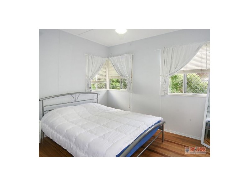 127 Landsborough Parade, Golden Beach QLD 4551