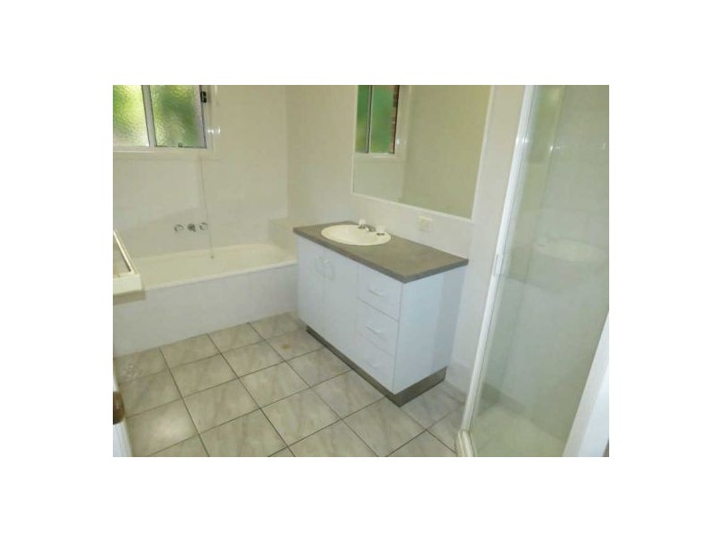 4/76 Blackall Terrace, Nambour QLD 4560