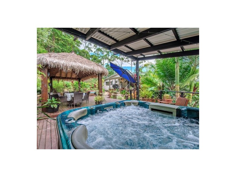 14 Warrener Place, Maroochy River QLD 4561