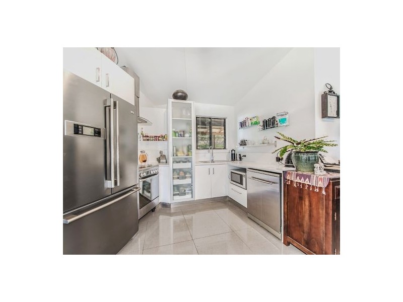 14 Chants Road, Valdora QLD 4561