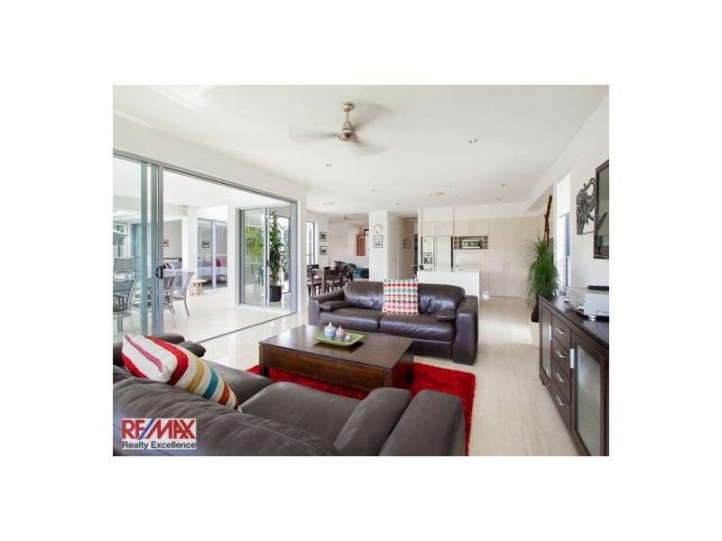 13 Westholme Circuit, Pelican Waters QLD 4551