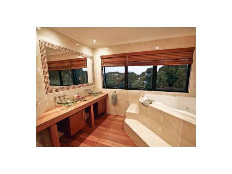 32 Brolga Lane, Dulong QLD 4560