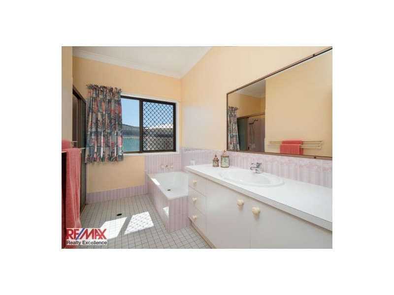 22 Bermagui Crescent, Buddina QLD 4575