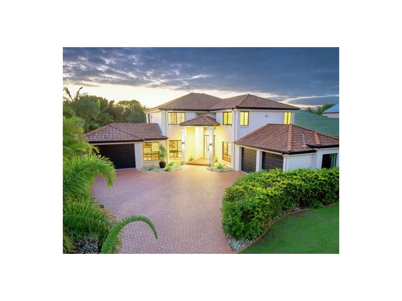 3 Midden Place, Pelican Waters QLD 4551