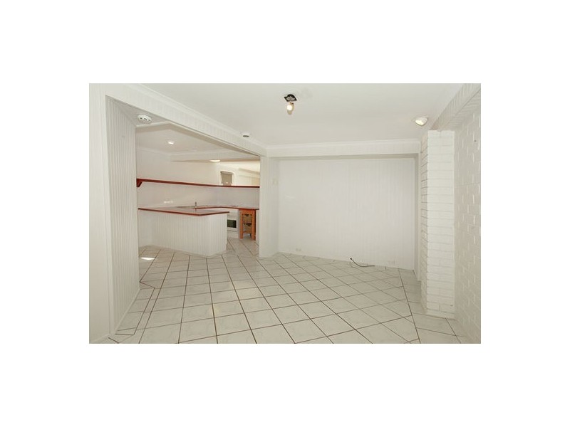 17 Kokoda Avenue, Bli Bli QLD 4560