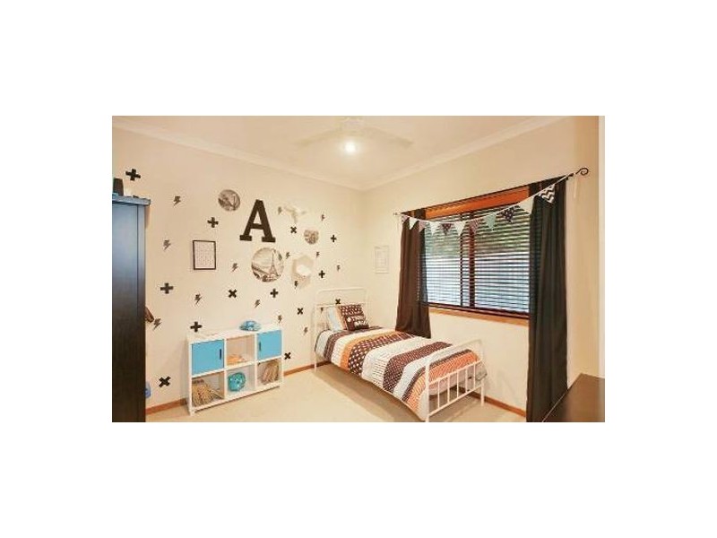 299 Glenview Road, Glenview QLD 4553