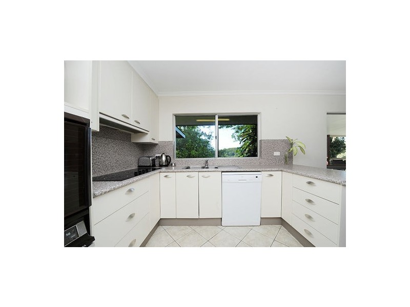 25 PANORAMA DRIVE, Nambour QLD 4560