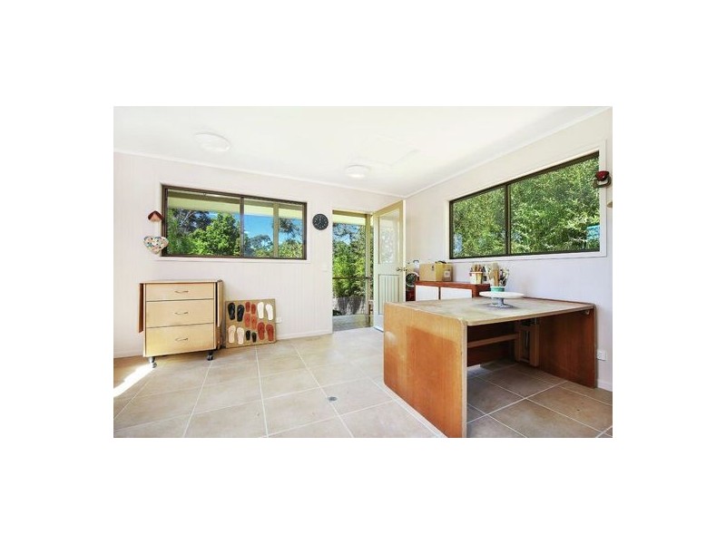 84 Mons School Rd, Mons QLD 4556