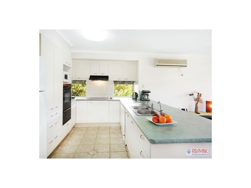 10 Courcheval Terrace, Mons QLD 4556