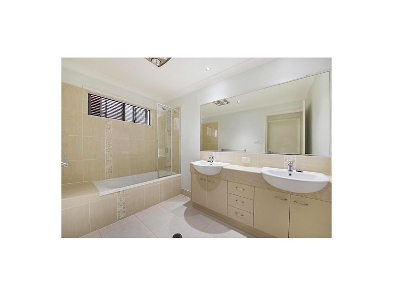 5 Rock Fig Court, Palmwoods QLD 4555